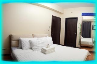 2 BR Deluxe with Manila Bay View - 5