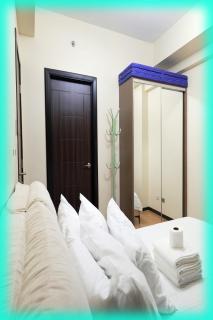 2 BR Deluxe with Manila Bay View - 1