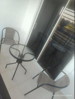 Habitación con baño privado y otras áreas compartidas - 3