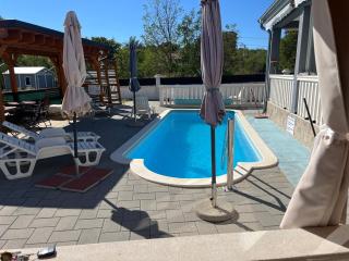 LONGER LIFE Stone House - 2