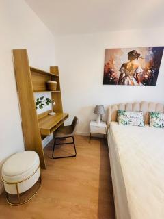 Lotus Apartments Impero oddzielna kuchnia 2 pokoje garaż - 1