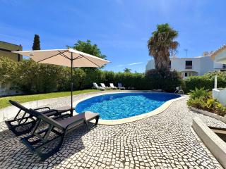 Albufeira Summer Villa 3 With Pool by Homing - 9