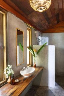 Into The Blue - Yoga included & walk to 3 beaches - 6