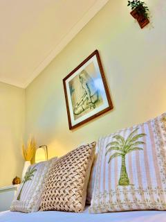 Luxe Coastal Oasis - 7