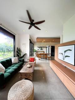 Clover Cove Villa - 0