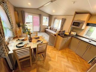 Isle of Wight Caravan - 0