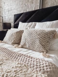 cozy staycation in Maboneng - 1