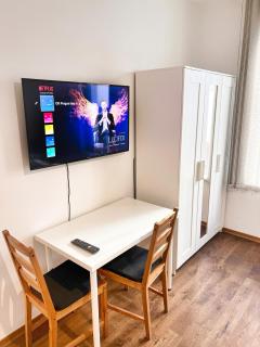 Quiet Stay and Parking - 2