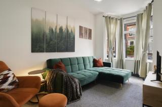 Cozy Sheffield Retreat 3BR, 2BA, Parking & WiFi - 0