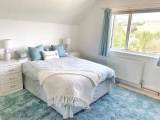 Hawthorn Valley Views - 8