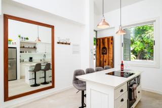 Buendía Lux Piña Suite Hidden Gem Near Beach with Pool - 6