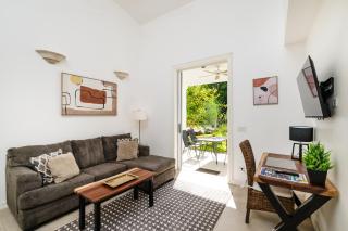 Buendía Lux Piña Suite Hidden Gem Near Beach with Pool - 1