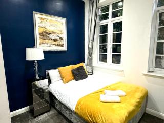 Nottingham City Centre 3 Bed Luxury Apartment - 4