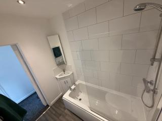 Cheap Grantham Town Centre Terrace House - 6