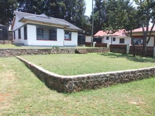 BCOMFORT 2-Bedroom House - 8