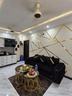 Revenue Johar Town Prestige Luxurious Apartment - LMY Lahore - 9