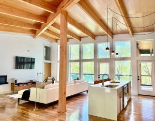 The Hollow House - 1