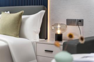 Jingyi Qingju Executive Apartment - 9