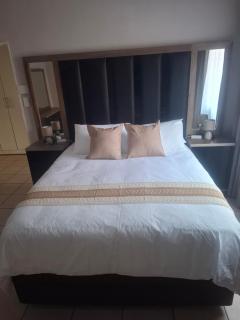 Mountain View Self-Catering Accommodation - Hartbeespoort - 8