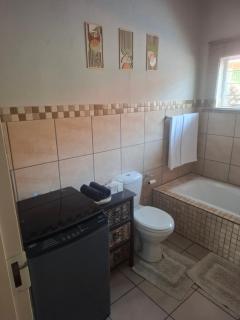 Mountain View Self-Catering Accommodation - 7