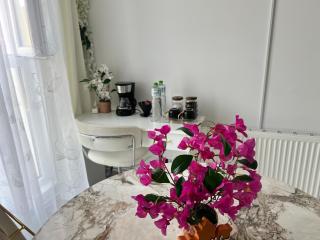 Studio Factory 22 - 7