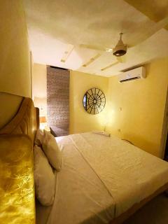 Zabz Residencies 24 - 4