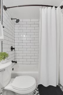 Stylish 2BR Near Union Market & Metro - 6