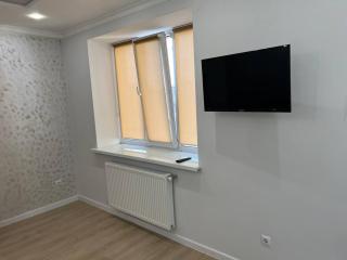Затишна квартира в Центрі! Новий двір - Galka Apartment - 4