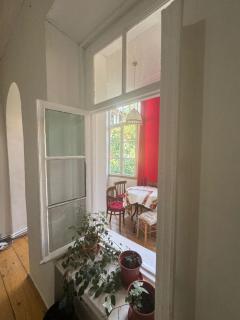 Old tbilis Apartment with balcony and coutryard - 2