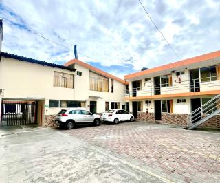 Hostal Puerto Aéreo # 1 - 5