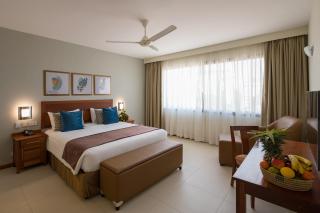 Sea Cliff Court Hotel & Luxury Apartments - 0