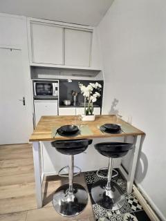 Superbe studio Cosy pour une ESCAPADE au Coeur de Senlis-Idéal pour Couples Voyageurs & Professionnels - 7