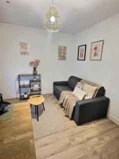 Superbe studio Cosy pour une ESCAPADE au Coeur de Senlis-Idéal pour Couples Voyageurs & Professionnels - 8