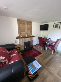 Mackenzie Cottage in Oldshoremore - 7