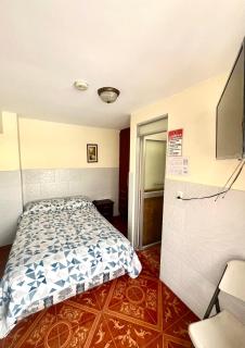 Hostal Puerto Aéreo # 1 - 4