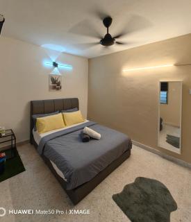 TL Legend Homestay2 - 4 bedroom single story house - 8