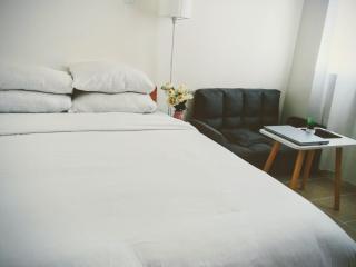 1BR Family Room at Covent Garden South Tower along U-Belt- SM Sta Mesa,Sampaloc, Metro Manila - 1