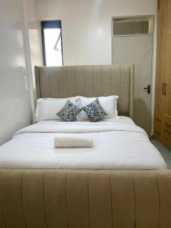 Luxury Apartments - 7