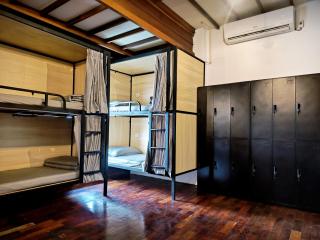 Wood Wood Hostel - 9