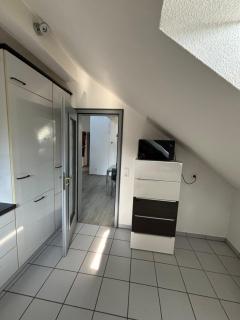 Ferienwohnung am Flughafen - 4