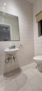 Compact, Convenient 1BR Flat 31A - 9