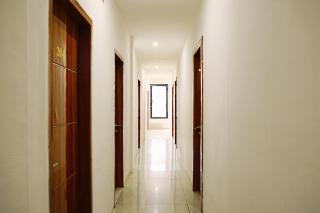 Hotel O Bukittinggi near Jam Gadang formerly Hotel Aedo - 7