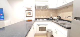 City Skyline View King bed Top Location Comfortable - Città del Messico - 7