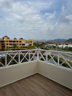 Apartamento Lecheria 2 Hab 2 Baños Terraza Planta Eléctrica - De Lujo - 2