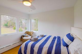 Secluded Lake Retreat - Private Beach, Pier & Fire Pit - 2