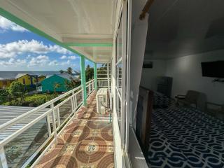 Posada Three Cay Suites - 8
