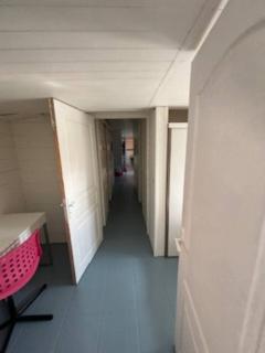 Unique a Prague, grande péniche 150 m2, terrasse - 3