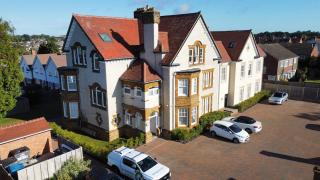 Northampton 3 Bed 3 Bathroom New Duplex Apartment - 1