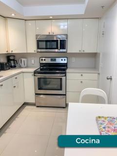 Lovely Beach Apartment by Miami Te Espera- Hollywood Beach 5U - 5