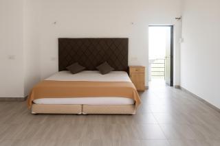 ll EMPYREAN STAY ll KAS ll - Satara - 1